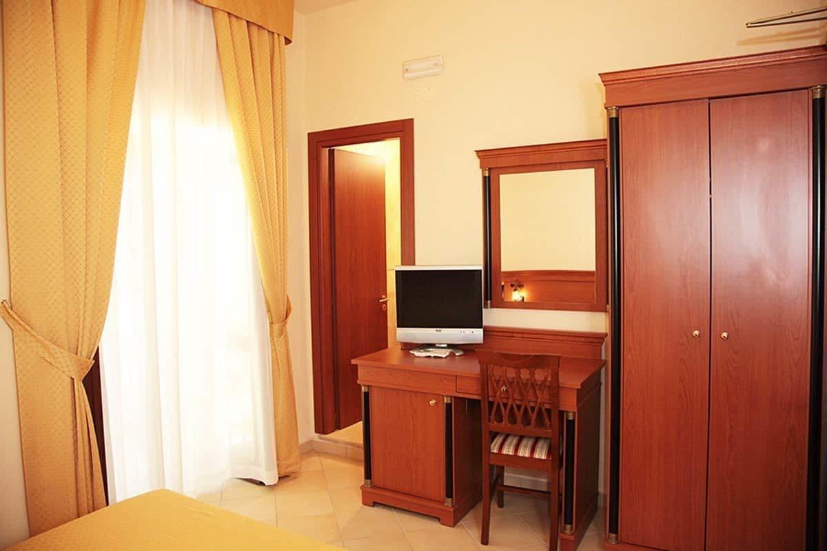 Baia Delle Sirene Beach Resort Briatico Exterior foto