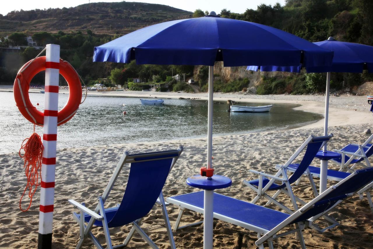 Baia Delle Sirene Beach Resort Briatico Exterior foto